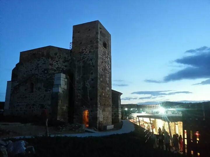 Hostal El Camionero Burguillos Del Cerro Exterior photo